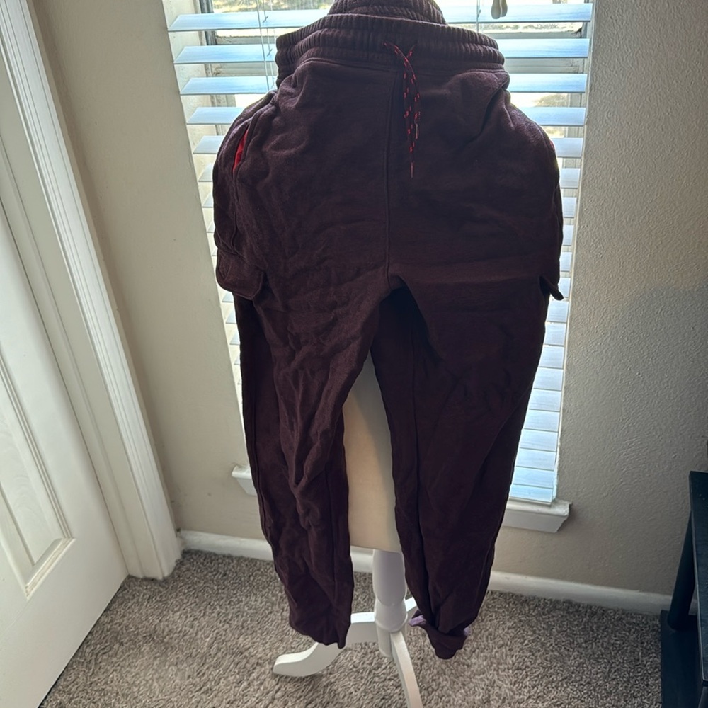 Boys Athletic Works joggers Size XXL/2XG (18) Like New Condition.